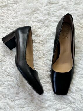 Naturalizer Karina black leather square toe pumps size 8.5M classy sophisticated
